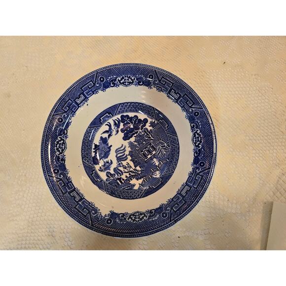 Allertons Flow Blue Willow - England - Flared Serving Blue Willow Vegetable Bowl - Picture 8 of 12